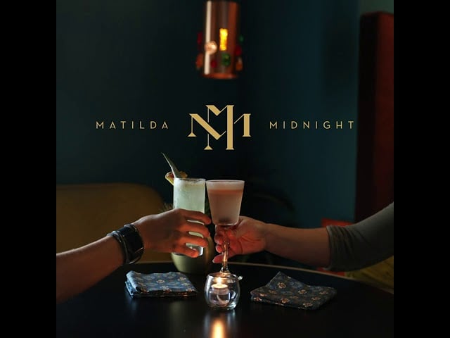 Cocktail photography